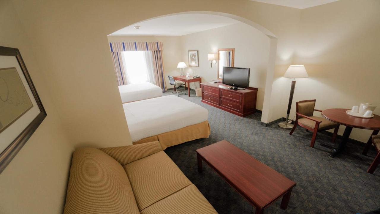 Holiday Inn Express Hotel & Suites Pampa By Ihg Habitación foto