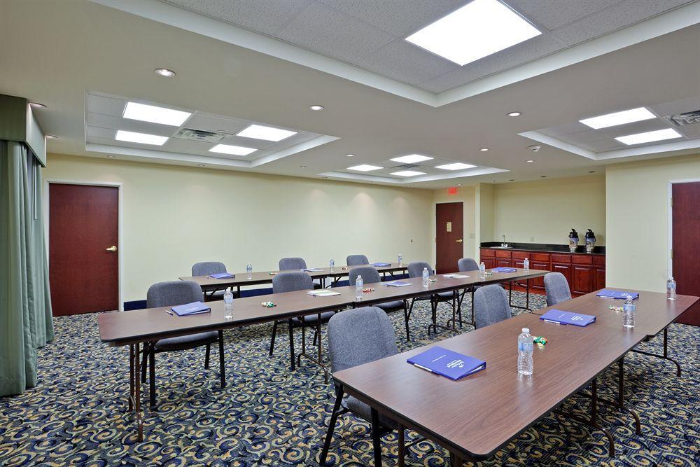 Holiday Inn Express Hotel & Suites Pampa By Ihg Facilidades foto