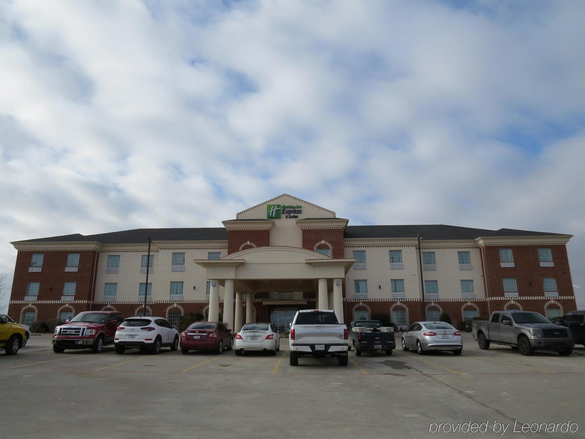 Holiday Inn Express Hotel & Suites Pampa By Ihg Exterior foto