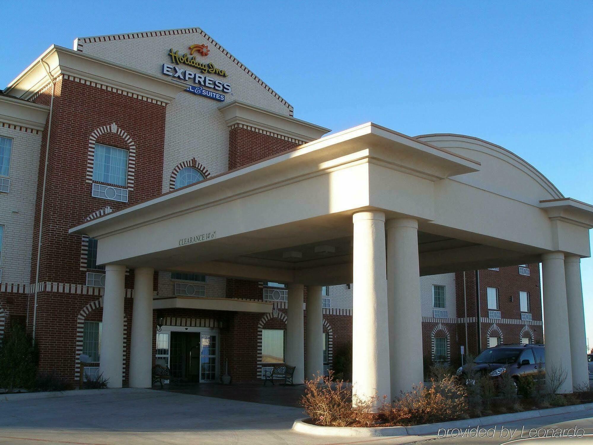 Holiday Inn Express Hotel & Suites Pampa By Ihg Exterior foto
