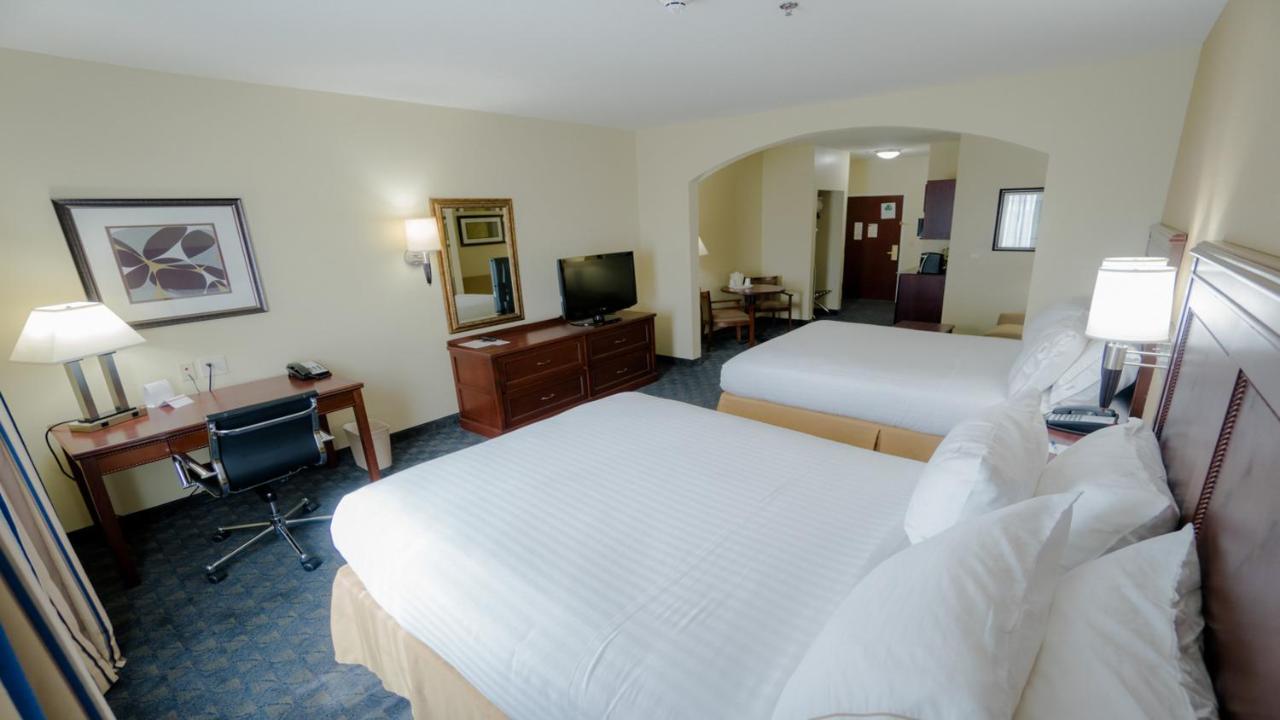 Holiday Inn Express Hotel & Suites Pampa By Ihg Exterior foto