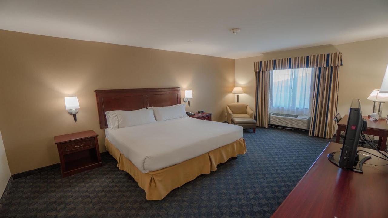Holiday Inn Express Hotel & Suites Pampa By Ihg Exterior foto